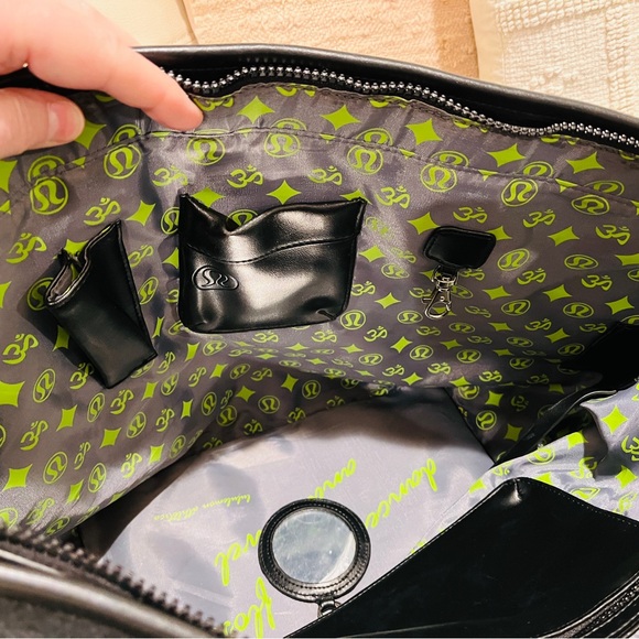lululemon athletica Black Tote Bag - Picture 9 of 16